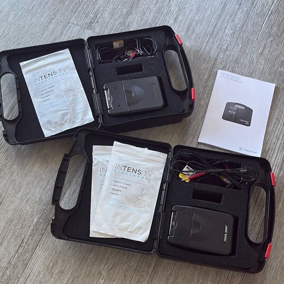 TENS Unit with instructions and electrodes for relief of joints and muscles - Picture 2 of 8